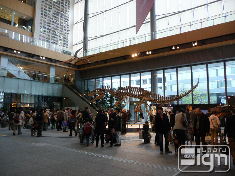 2012-03-28-marunouchi-001